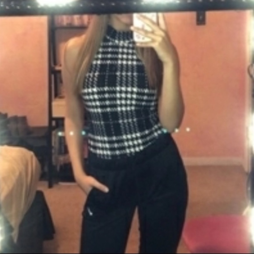 Black and White Bodysuit - Picture 6 of 7